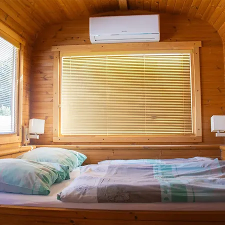 Hébergement de vacances Stribrny Rybnik-1 By Interhome Hradec Králové